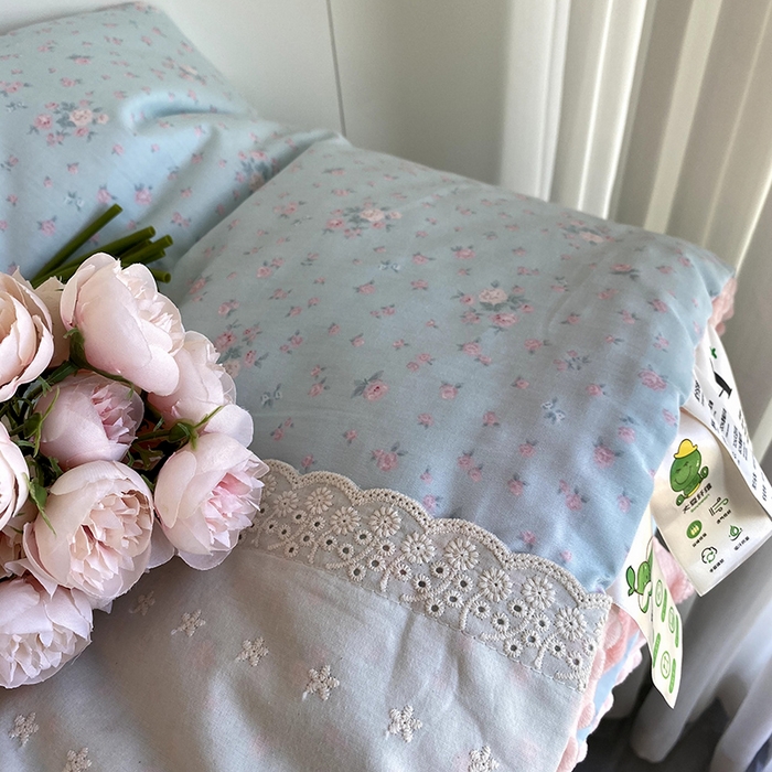 91家纺网 家纺一手货源 找家纺 2025新款秋冬季棉加豆豆绒法式花边款豆豆被被芯 梦境蓝