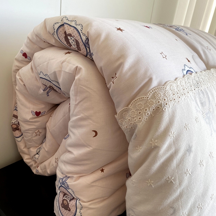 91家纺网 家纺一手货源 找家纺 2024新款秋冬季棉加豆豆绒法式花边款豆豆被被芯 星星熊