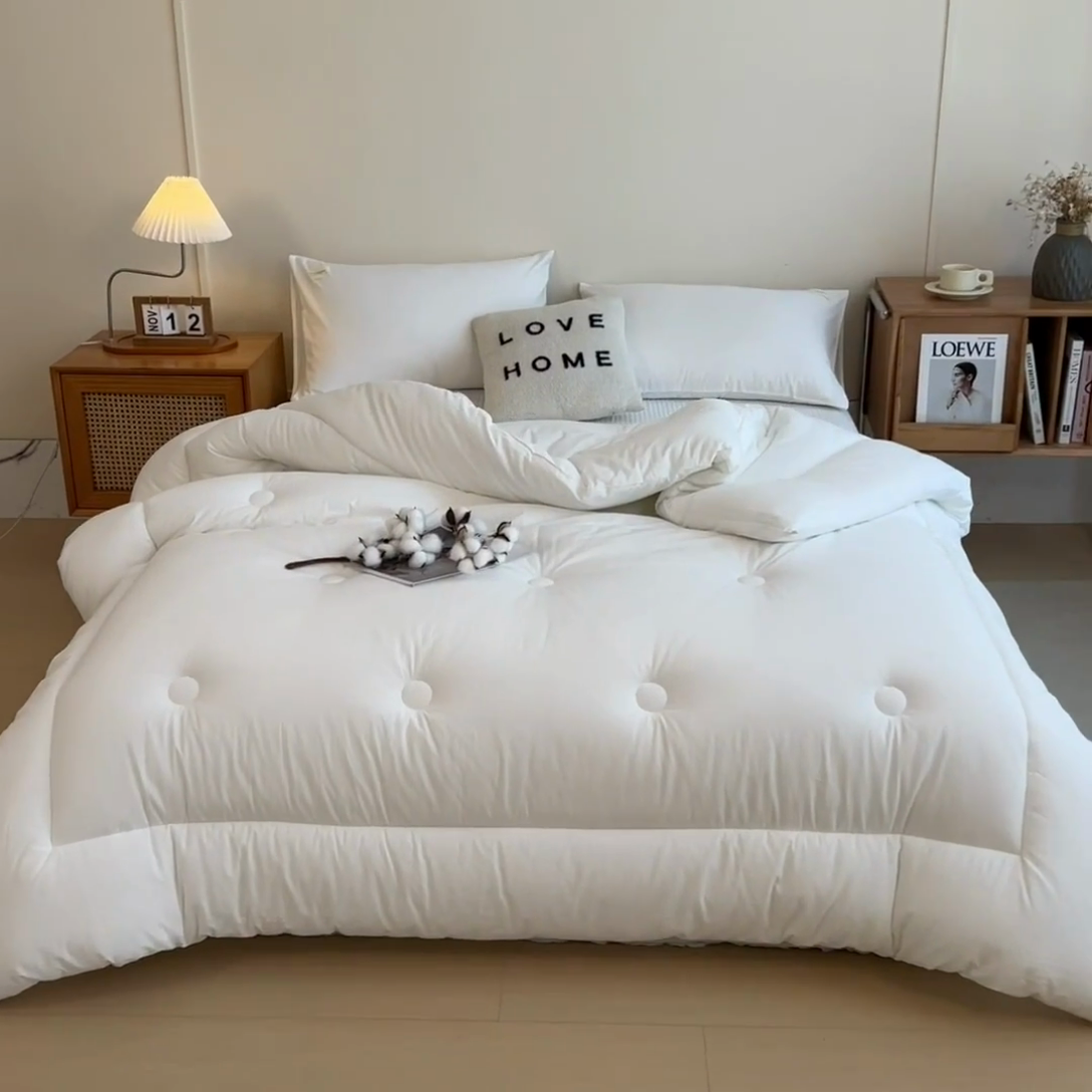 91家纺网 家纺一手货源 找家纺 （总）宝士康家纺 2024新款简约无印风冬被 被子被芯