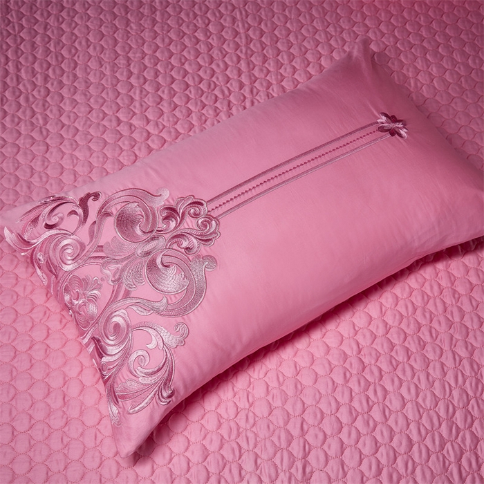 91家纺网 家纺一手货源 找家纺 宏羽纺家纺 2024新款高支高密纯棉提花婚庆套件系列（控价680）盛世喜韵-粉