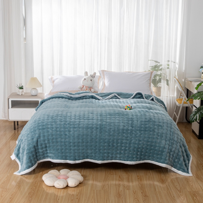 91家纺网 家纺一手货源 找家纺 2025新款魔法大泡泡绒法兰绒毛毯多功能盖毯 蓝色