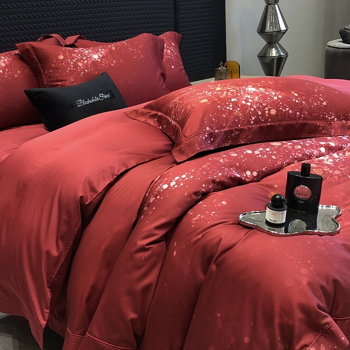 91家纺网 家纺一手货源 找家纺 （总）黑白森林 2024新款高支天丝棉大红数码印花四件套