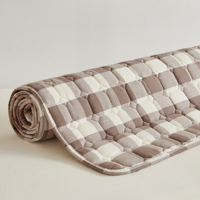 91家纺网 家纺一手货源 找家纺 卡派 2024新款全棉夹棉床褥 大灰格