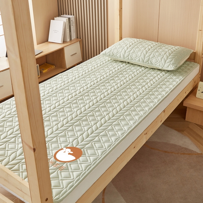 91家纺网 家纺一手货源 找家纺 卡派 2024新款水洗棉羊毛床褥（富贵竹）单人床 富贵竹-果绿