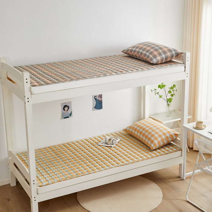 91家纺网 家纺一手货源 找家纺 卡派 2024新款全棉夹棉床褥 蜜橘格