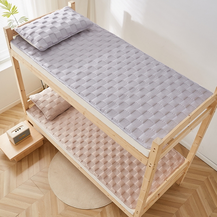 91家纺网 家纺一手货源 找家纺 卡派 2024新款布拉格夹棉加厚床褥单人床 布拉格-灰