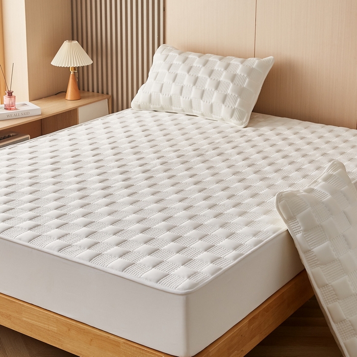 91家纺网 家纺一手货源 找家纺 卡派 2024新款布拉格水洗棉夹棉加厚床笠大床 布拉格-白