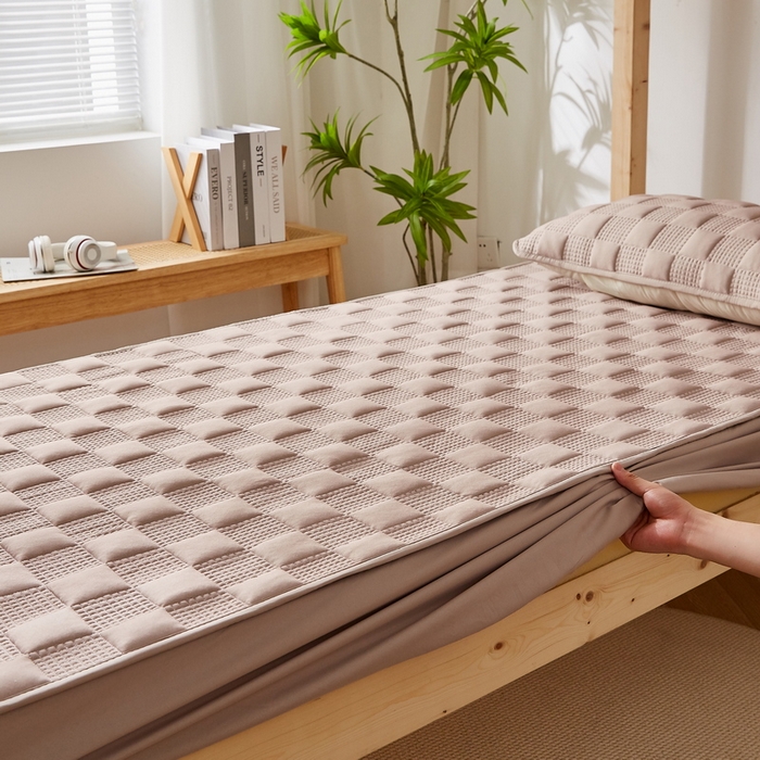 91家纺网 家纺一手货源 找家纺 卡派 2024新款布拉格夹棉加厚床笠单人床 布拉格-卡其