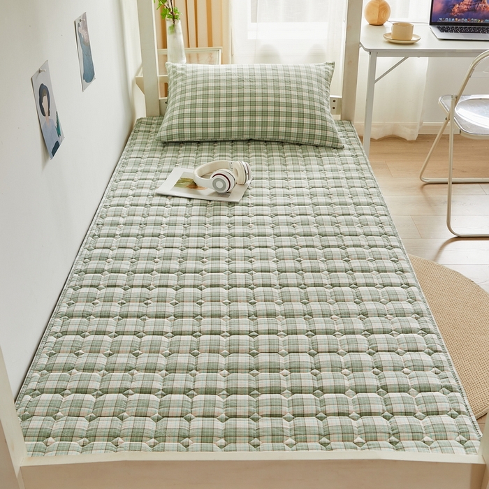 91家纺网 家纺一手货源 找家纺 卡派 2024新款全棉夹棉床褥 经典格