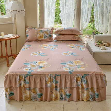 91家纺网 家纺一手货源 找家纺 2024新款亲肤棉印花单床裙 出水芙蓉-棕