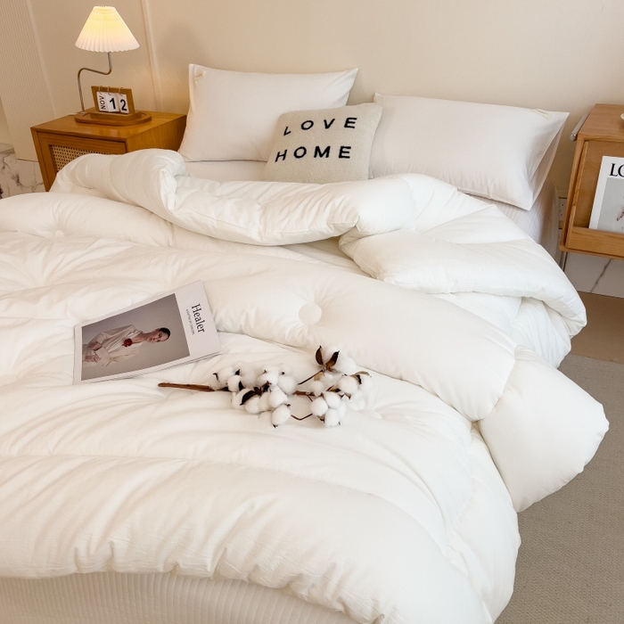 91家纺网 家纺一手货源 找家纺 （总）宝士康家纺 2024新款简约无印风冬被 被子被芯