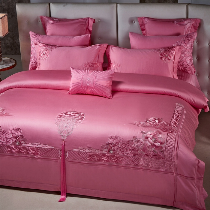 91家纺网 家纺一手货源 找家纺 宏羽纺家纺 2024新款高支高密纯棉提花婚庆套件系列（控价680）盛世喜韵-粉