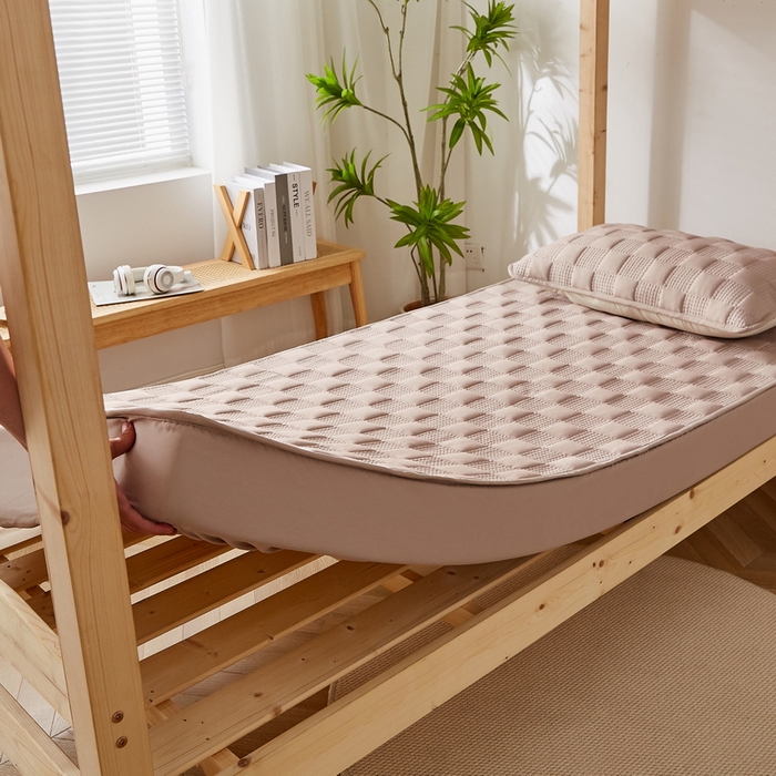 91家纺网 家纺一手货源 找家纺 卡派 2024新款布拉格夹棉加厚床笠单人床 布拉格-卡其