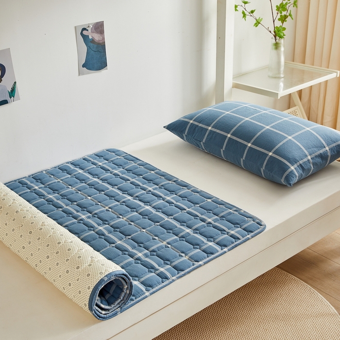 91家纺网 家纺一手货源 找家纺 卡派 2024新款全棉夹棉床褥 海蓝格