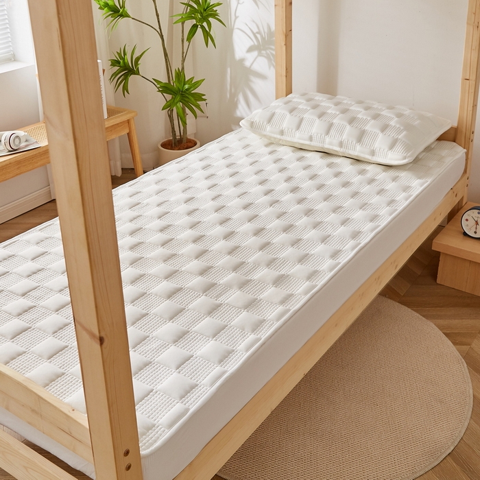 91家纺网 家纺一手货源 找家纺 卡派 2024新款布拉格夹棉加厚床笠单人床 布拉格-白