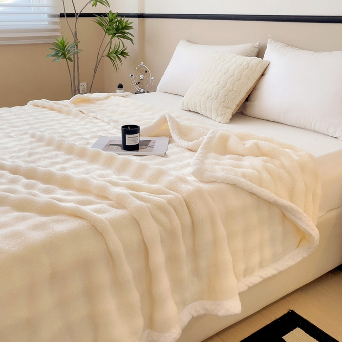 91家纺网 家纺一手货源 找家纺 佳居缘 2024新款亲肤舒适纯色兔毛绒毯毛毯毯子 米白色