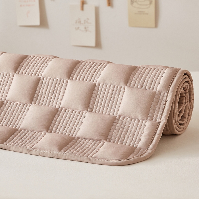 91家纺网 家纺一手货源 找家纺 卡派 2024新款布拉格夹棉加厚床褥单人床 布拉格-卡其