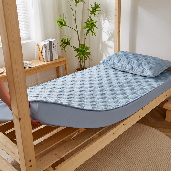 91家纺网 家纺一手货源 找家纺 卡派 2024新款布拉格夹棉加厚床笠单人床 布拉格-蓝灰