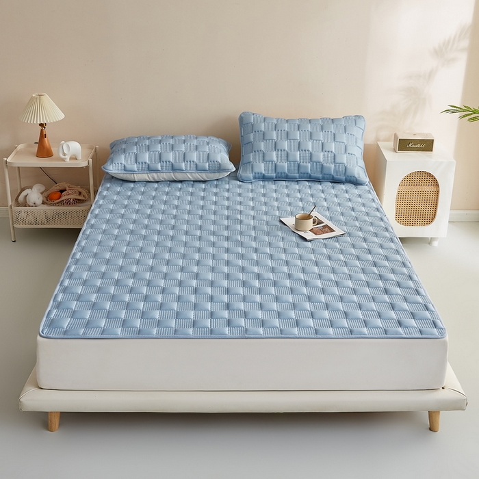 91家纺网 家纺一手货源 找家纺 卡派 2024新款布拉格夹棉床褥大床 布拉格-蓝灰