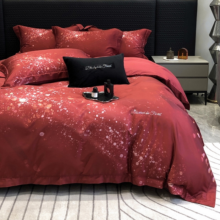 91家纺网 家纺一手货源 找家纺 （总）黑白森林 2024新款高支天丝棉大红数码印花四件套