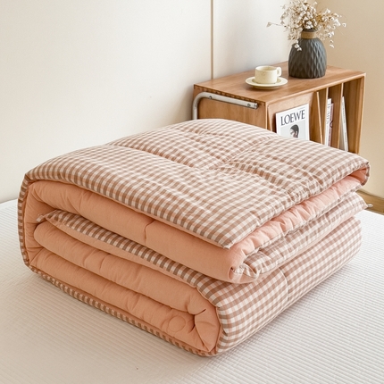 91家纺网 家纺一手货源 找家纺 （总）宝士康家纺 2024新款简约无印风冬被 被子被芯