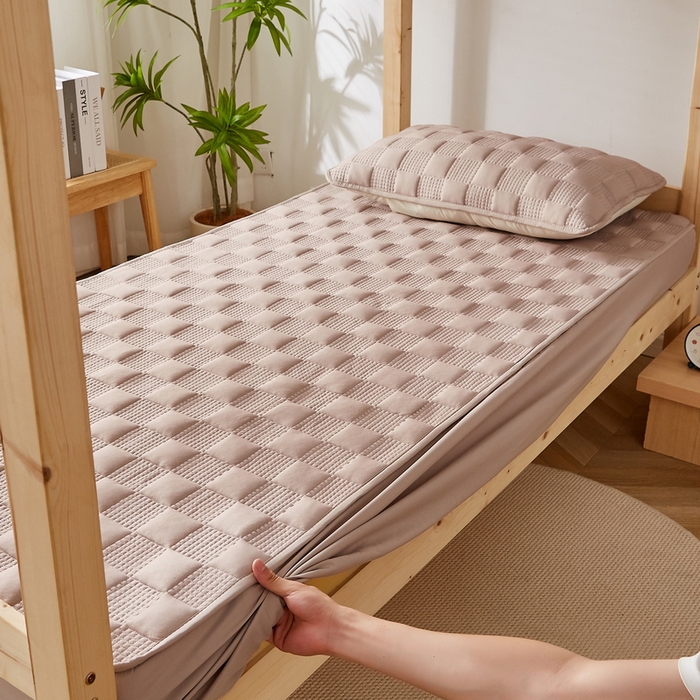 91家纺网 家纺一手货源 找家纺 卡派 2024新款布拉格夹棉加厚床笠单人床 布拉格-卡其