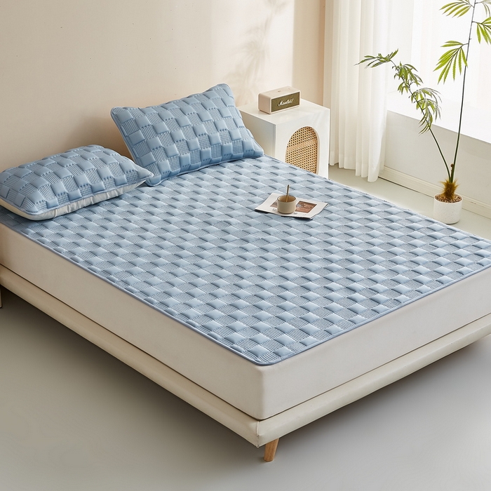 91家纺网 家纺一手货源 找家纺 卡派 2024新款布拉格夹棉床褥大床 布拉格-蓝灰