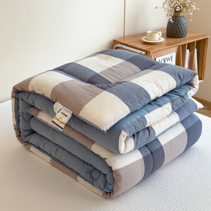 91家纺网 家纺一手货源 找家纺 （总）宝士康家纺 2024新款简约无印风冬被 被子被芯