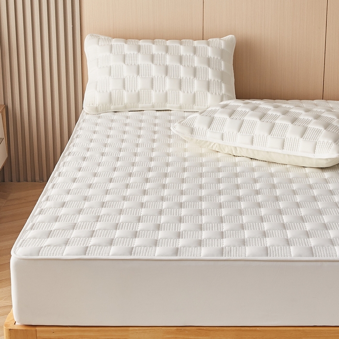 91家纺网 家纺一手货源 找家纺 卡派 2024新款布拉格水洗棉夹棉加厚床笠大床 布拉格-白