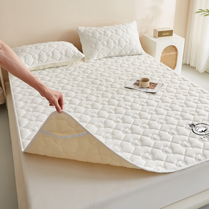 91家纺网 家纺一手货源 找家纺 卡派 2024新款水洗棉100%新疆棉花床褥大床 棉花-白