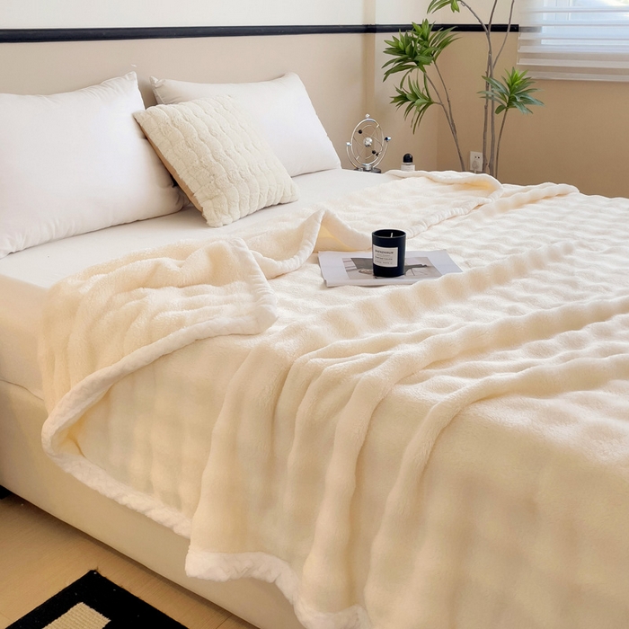 91家纺网 家纺一手货源 找家纺 佳居缘 2024新款亲肤舒适纯色兔毛绒毯毛毯毯子 米白色