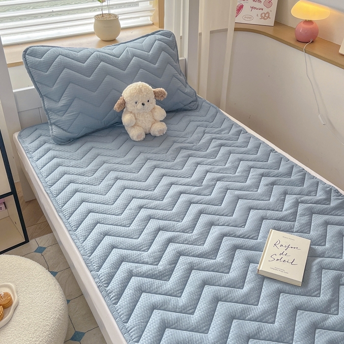 91家纺网 家纺一手货源 找家纺 老帅的工厂店 2025新款泡泡纱提花床垫系列 学生床（有买家秀） 灰蓝