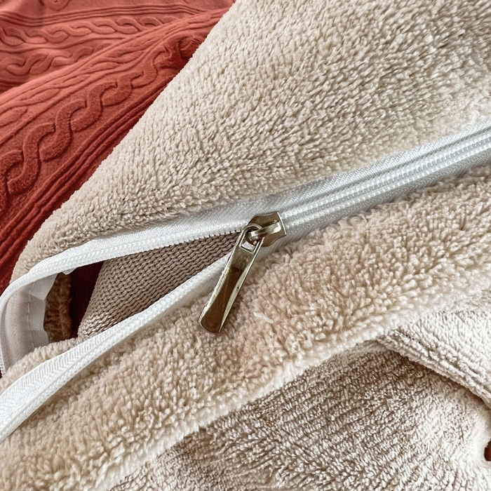 91家纺网 家纺一手货源 找家纺 2024秋冬新款全消光拼角雕花绒牛奶绒四件套 慕丝-奶油橙