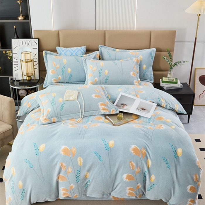 91家纺网 家纺一手货源 找家纺 卡迪亚 2024新款全消光牛奶绒印花四件套 芦苇花