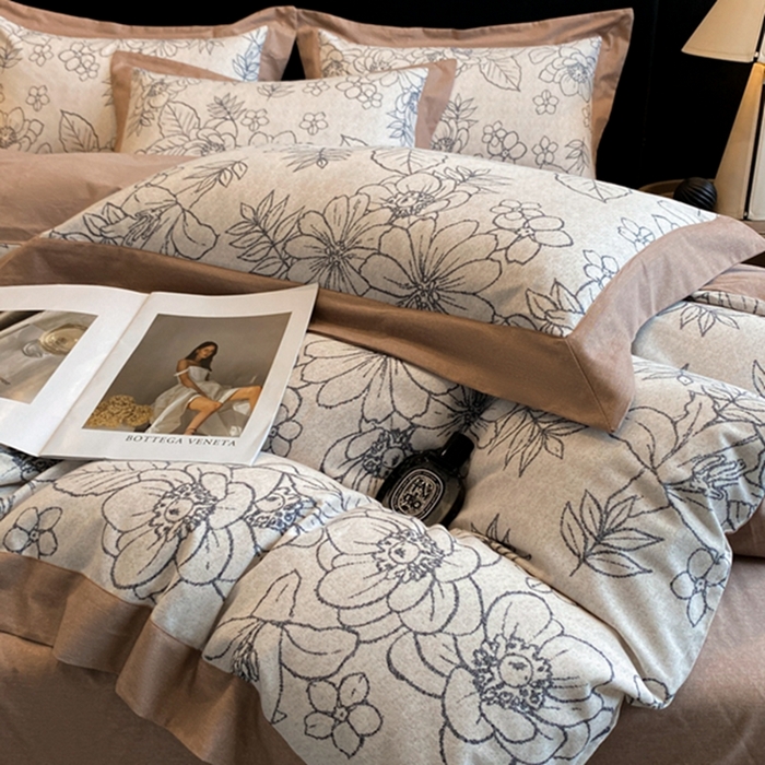 91家纺网 家纺一手货源 找家纺 慕晨 2024新款A类全棉贡缎磨毛数码印花高级宽边简奢款中高端四件套直播爆款 茉娜