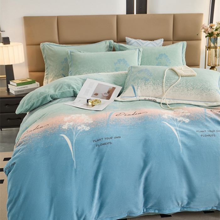 91家纺网 家纺一手货源 找家纺 卡迪亚 2024新款全消光牛奶绒印花四件套 夕颜