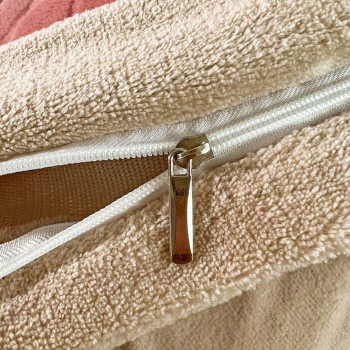 91家纺网 家纺一手货源 找家纺 2024秋冬新款全消光拼角雕花绒牛奶绒四件套 慕丝-玫瑰粉