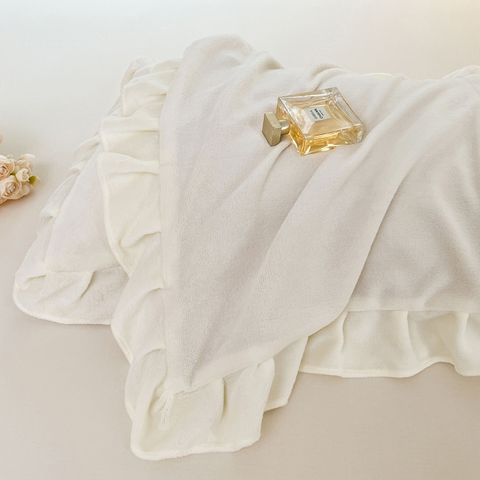 91家纺网 家纺一手货源 找家纺 梦舒羽 2025新款牛奶绒花枕套边单人宿舍法兰绒枕头套珊瑚绒枕芯套 奶白