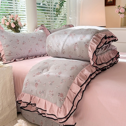 91家纺网 家纺一手货源 找家纺 韩约家纺 2025新款1针织棉皱皱纱床单款夏凉被春秋被冬被四件套 沉香