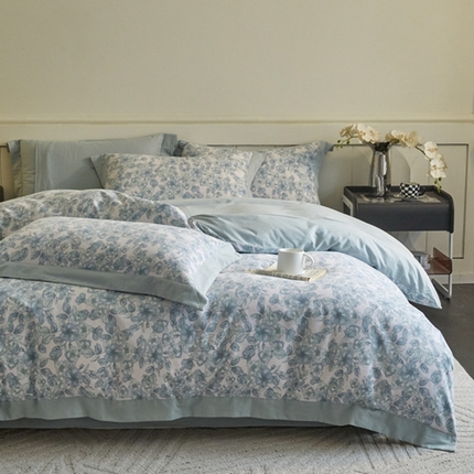 91家纺网 家纺一手货源 找家纺 （总）慕晨 2024新款A类全棉贡缎磨毛数码印高级宽边简奢款中高端四件套直播爆款