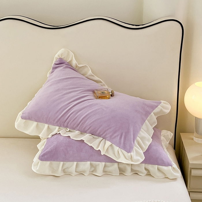 91家纺网 家纺一手货源 找家纺 梦舒羽 2025新款牛奶绒花枕套边单人宿舍法兰绒枕头套珊瑚绒枕芯套 丁香紫