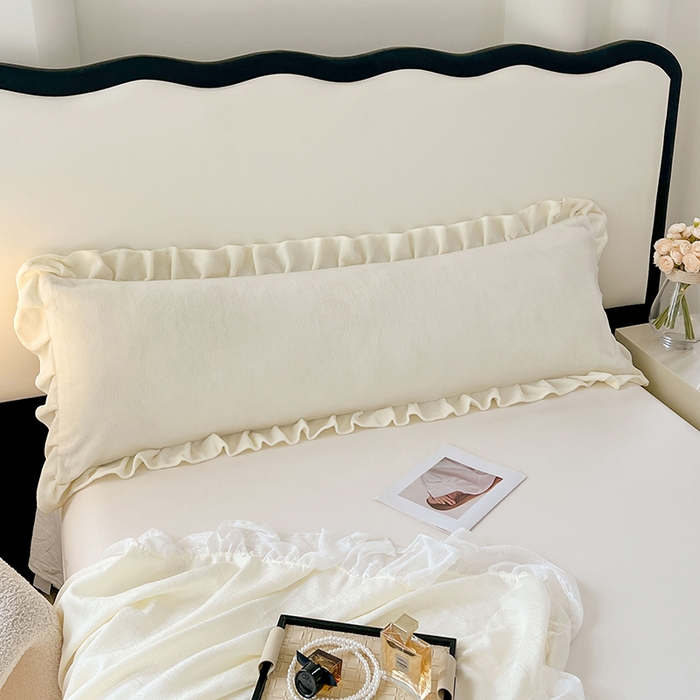 91家纺网 家纺一手货源 找家纺 梦舒羽 2025新款牛奶绒花枕套边单人宿舍法兰绒枕头套珊瑚绒枕芯套 奶白