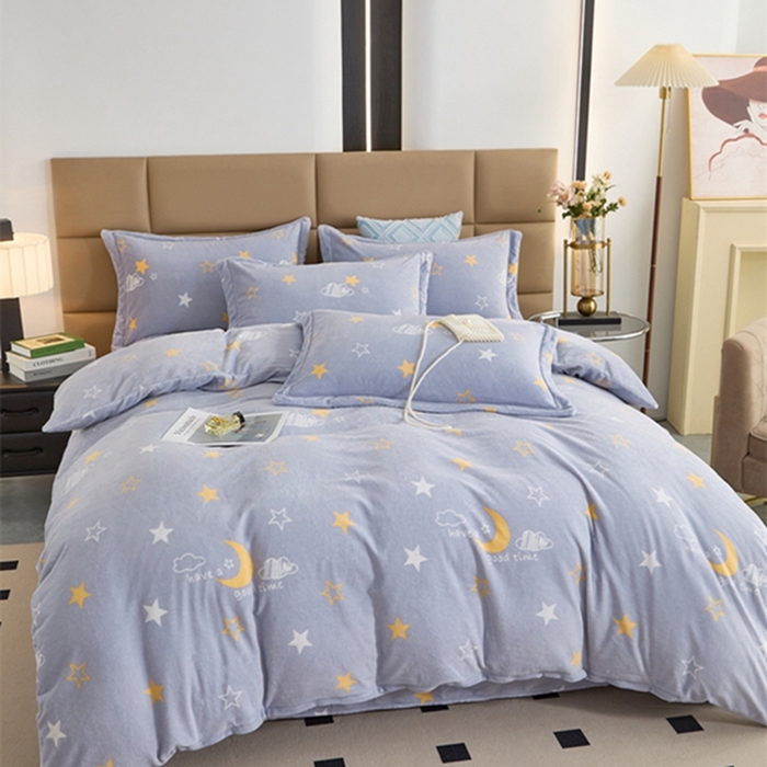 91家纺网 家纺一手货源 找家纺 卡迪亚 2024新款全消光牛奶绒印花四件套 星空