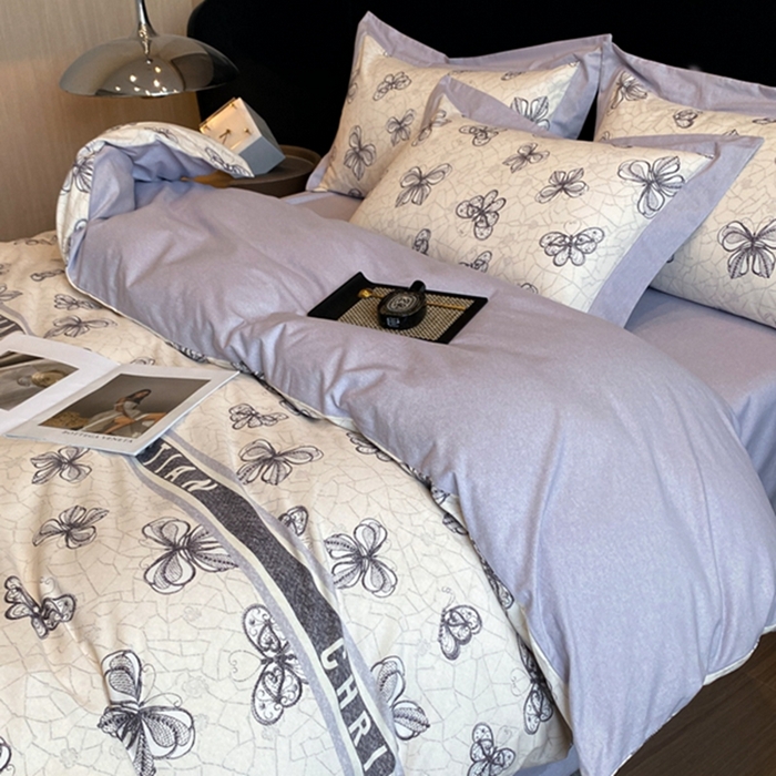 91家纺网 家纺一手货源 找家纺 慕晨 2024新款A类全棉贡缎磨毛数码印花高级宽边简奢款中高端四件套直播爆款 淡雅华花