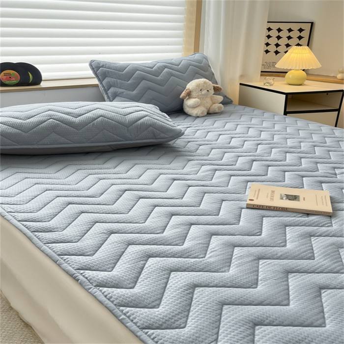 91家纺网 家纺一手货源 找家纺 老帅的工厂店 2025新款泡泡纱提花床垫系列 大床（有买家秀） 灰蓝