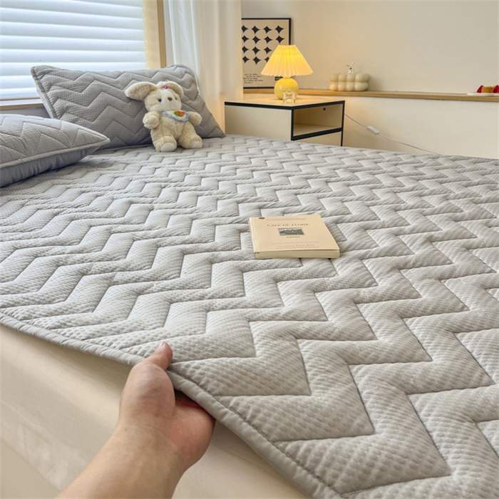 91家纺网 家纺一手货源 找家纺 老帅的工厂店 2025新款泡泡纱提花床垫系列 大床（有买家秀） 灰色