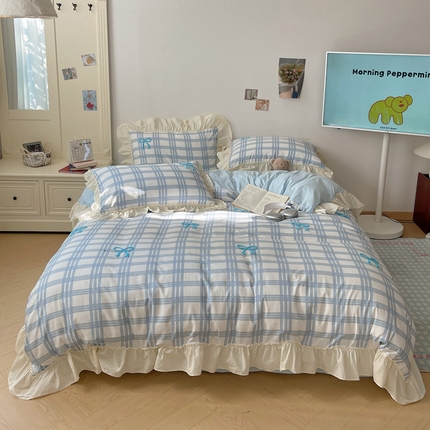 91家纺网 家纺一手货源 找家纺 轻奢坊 2024新款法式花边蝴蝶结水洗棉四件套 花边浅蓝中格