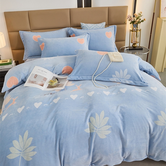 91家纺网 家纺一手货源 找家纺 卡迪亚 2024新款全消光牛奶绒印花四件套 枫叶