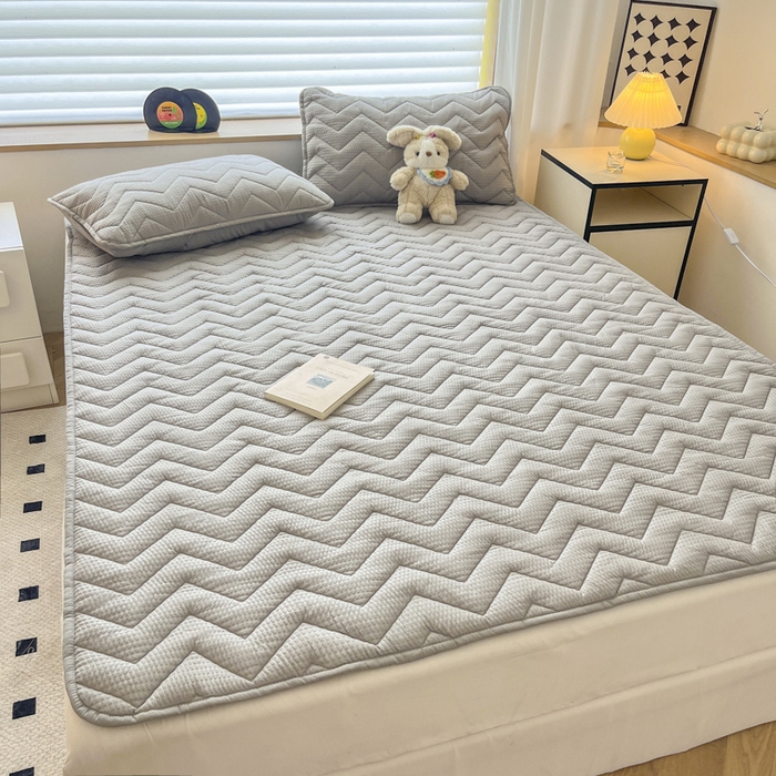 91家纺网 家纺一手货源 找家纺 老帅的工厂店 2025新款泡泡纱提花床垫系列 大床（有买家秀） 灰色