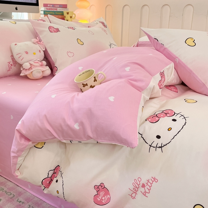 91家纺网 家纺一手货源 找家纺 曼之夏 2024新款全棉三丽鸥卡通四件套 少女凯蒂